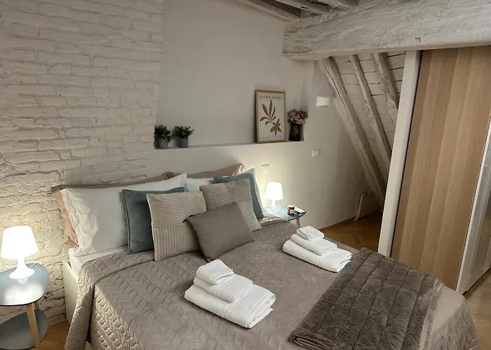 Corso131-dimora Storica Nel Centro Storico ルッカ